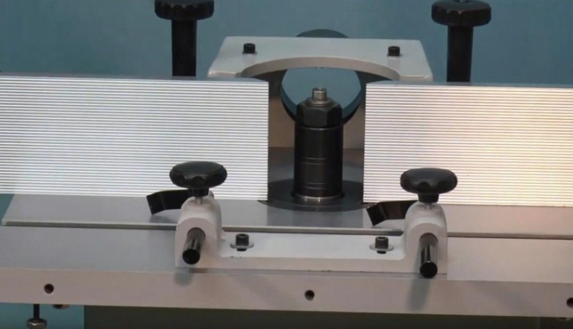 Станок фрезерный Warrior W0404 1,5 кВт, 230В [0501010025000]