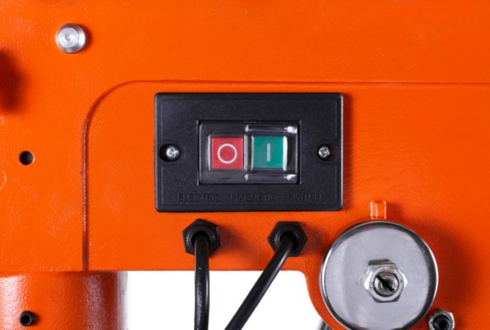 Станок сверлильный КРАТОН DM-20/750 [4 02 04 011]