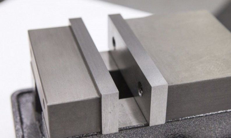 Тиски станочные STALEX QM16200 с поворотным основанием