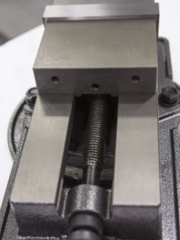 Тиски станочные STALEX QM16200 с поворотным основанием