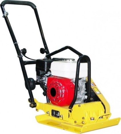 Виброплита TOR C-60 бензиновый двигатель LONCIN [1010054]