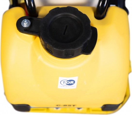 Виброплита TOR C-85T бензиновый двигатель LONCIN [1010058]
